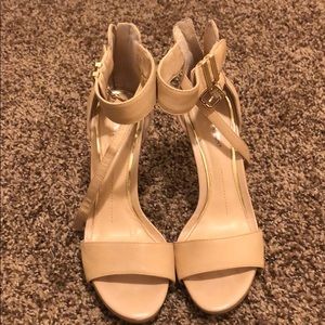 Gianni Bini nude heels